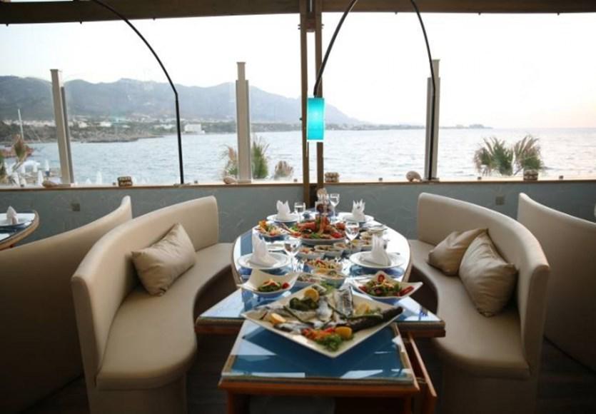 Mercure Cyprus Casino Hotels & Wellness Resort Agios Epiktitos Exterior foto