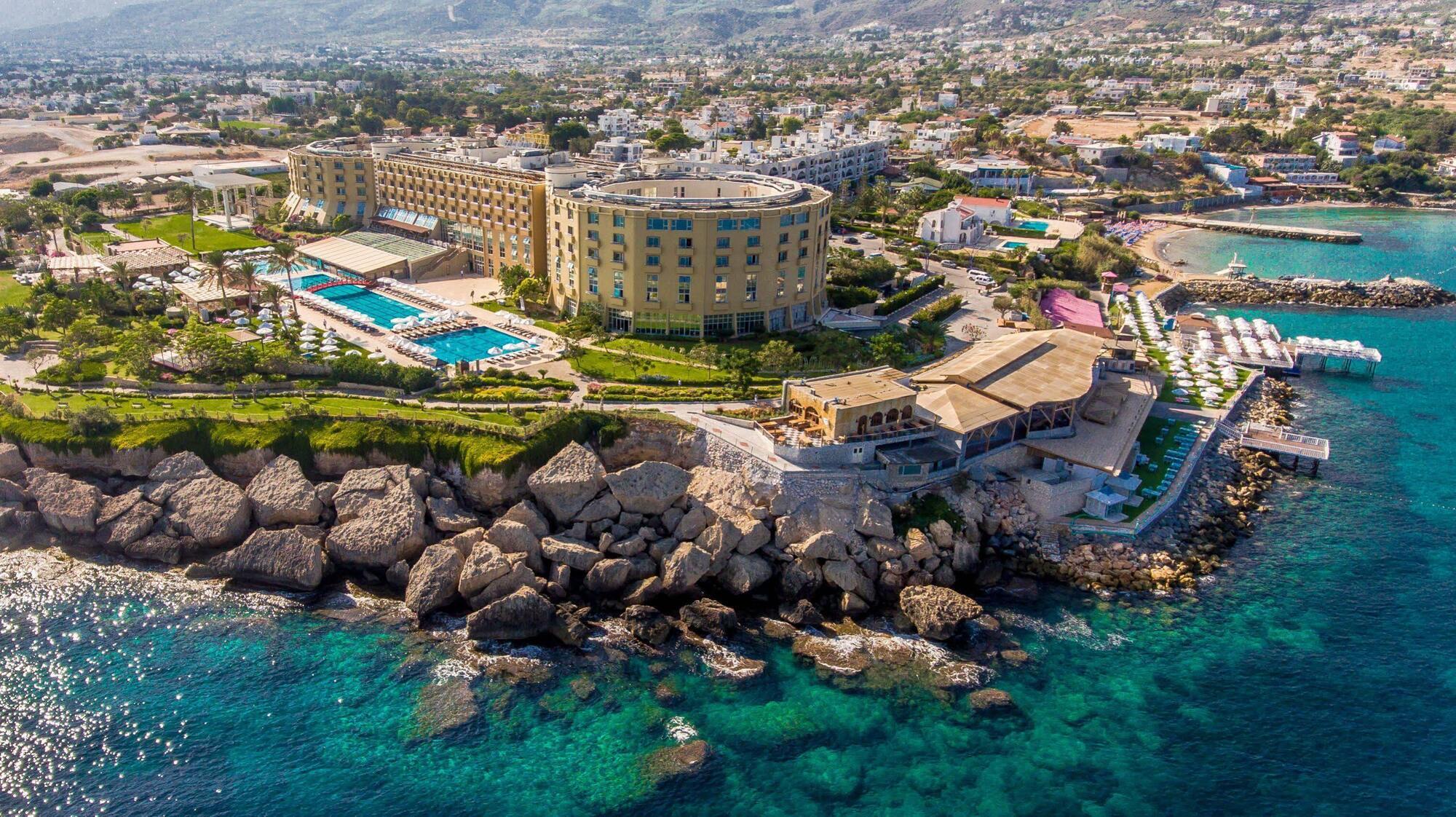 Mercure Cyprus Casino Hotels & Wellness Resort Agios Epiktitos Exterior foto