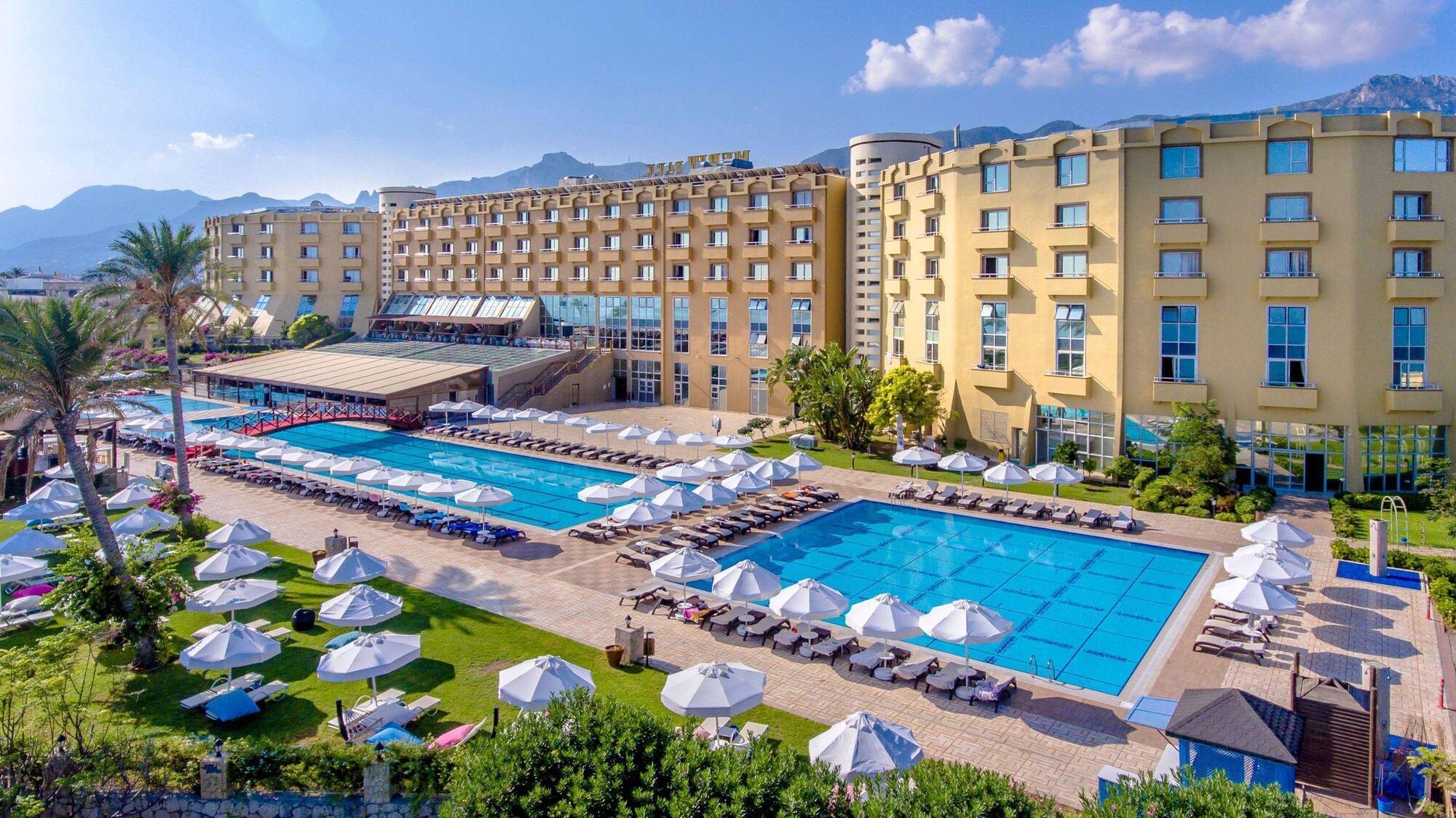 Mercure Cyprus Casino Hotels & Wellness Resort Agios Epiktitos Exterior foto