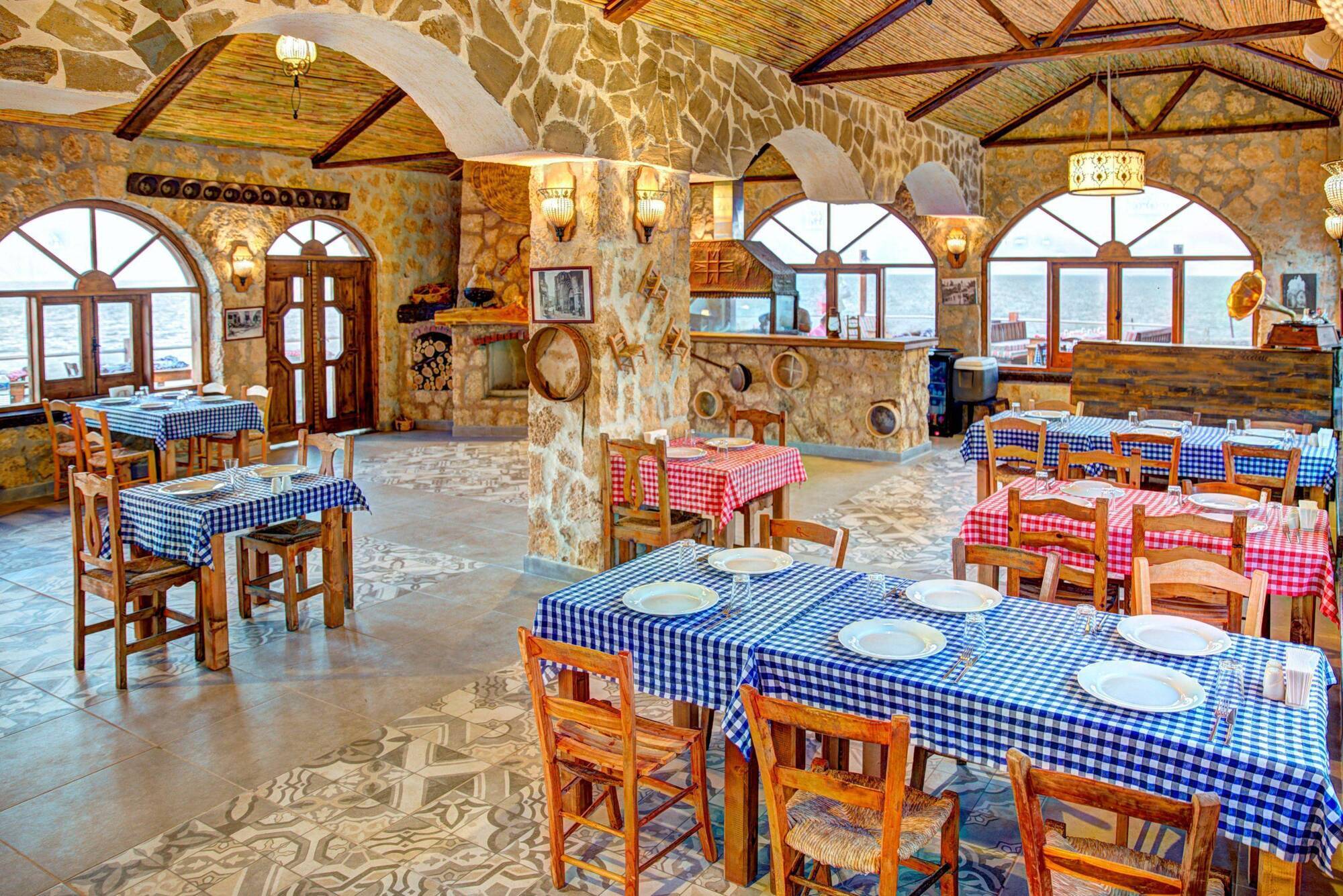 Mercure Cyprus Casino Hotels & Wellness Resort Agios Epiktitos Exterior foto